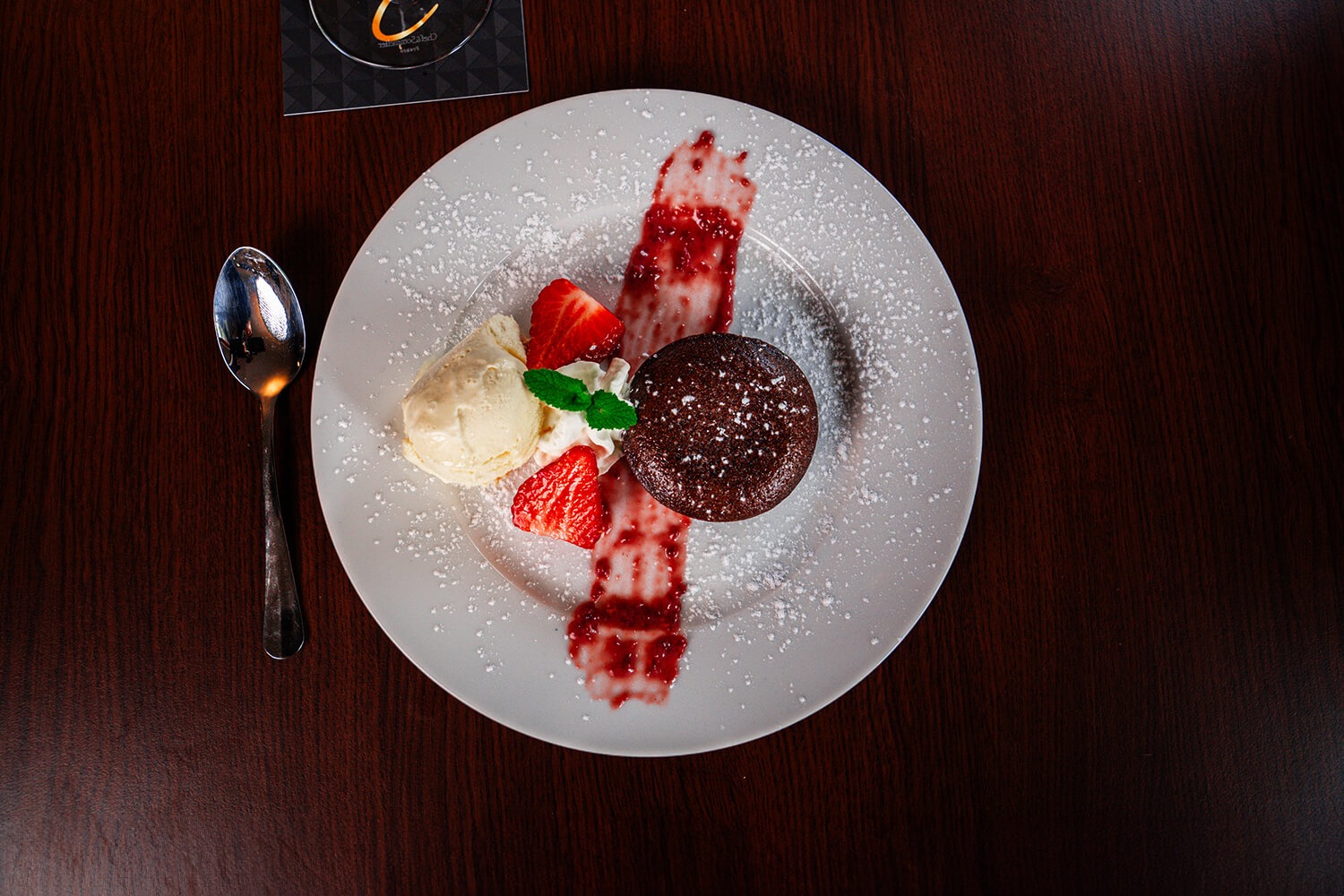 Dessertaufnahme aus dem Titelbild der Bar Chiara